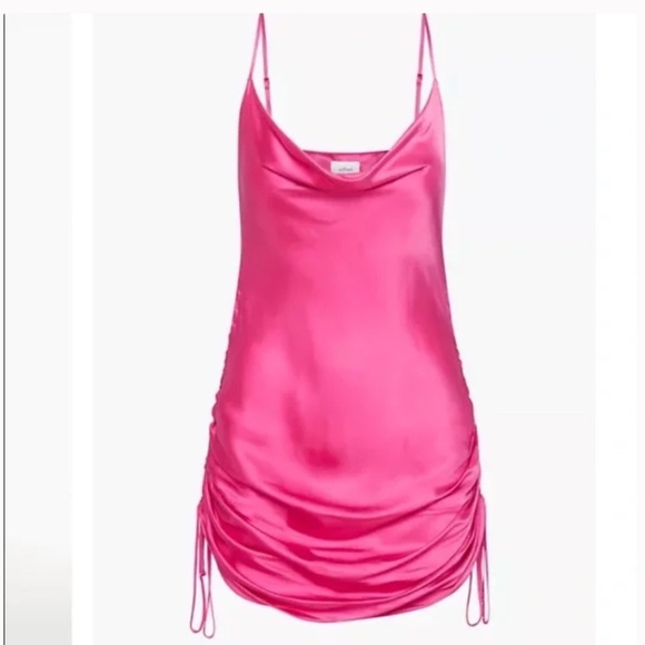 NEW Aritzia Wilfred Only Ruched Slip Dress Size S Electric Fuchsia satin NWT - Picture 1 of 14